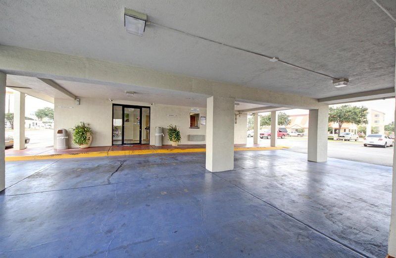 Red Roof Inn San Antonio Northeast - Rittiman Rd Bagian luar foto