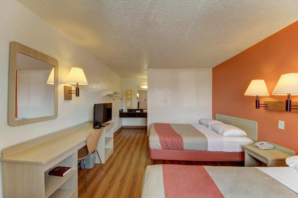 Red Roof Inn San Antonio Northeast - Rittiman Rd Bagian luar foto