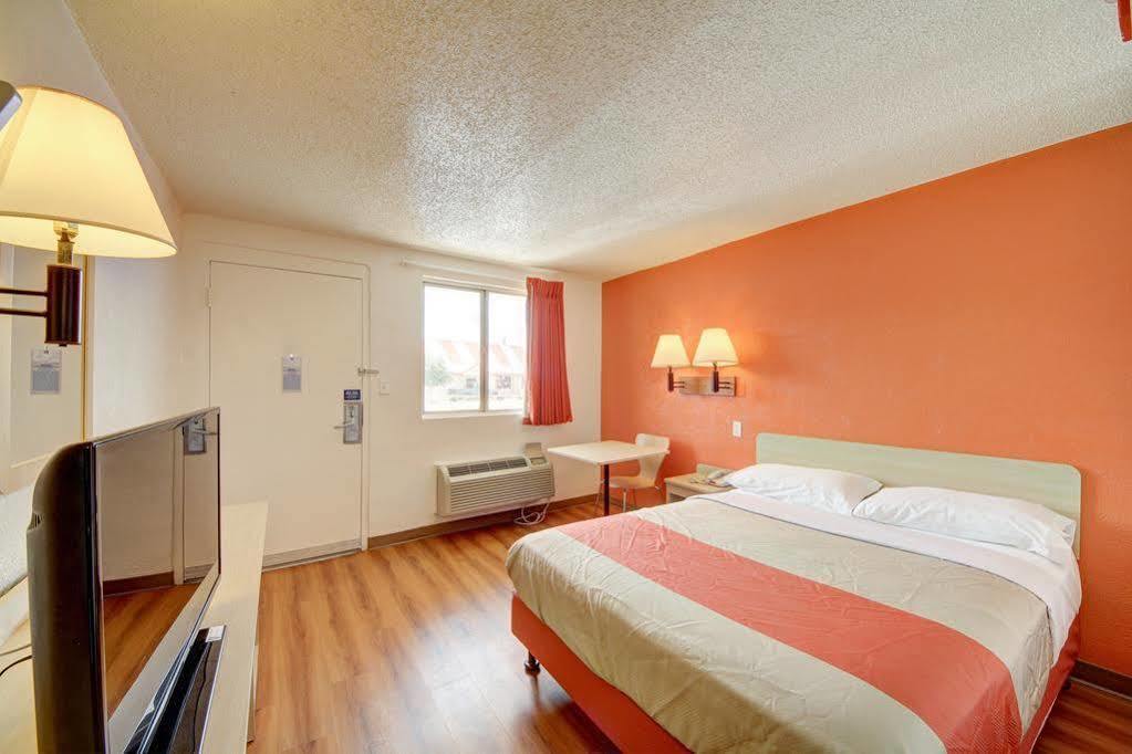 Red Roof Inn San Antonio Northeast - Rittiman Rd Bagian luar foto
